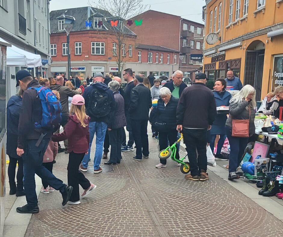 Loppemarked i Ringstedgade (1. lørdag i måneden)